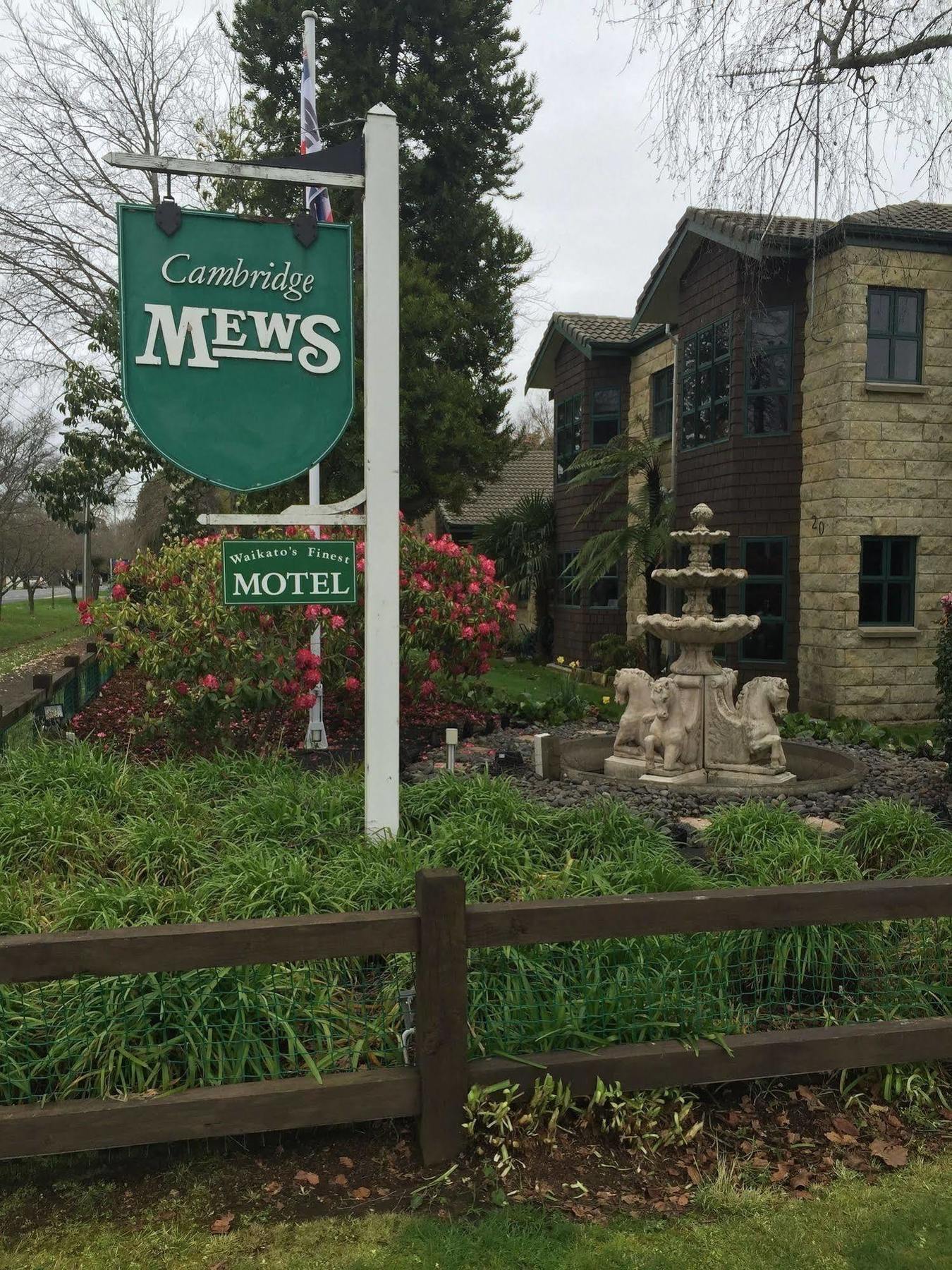 Cambridge Mews Motel Dış mekan fotoğraf